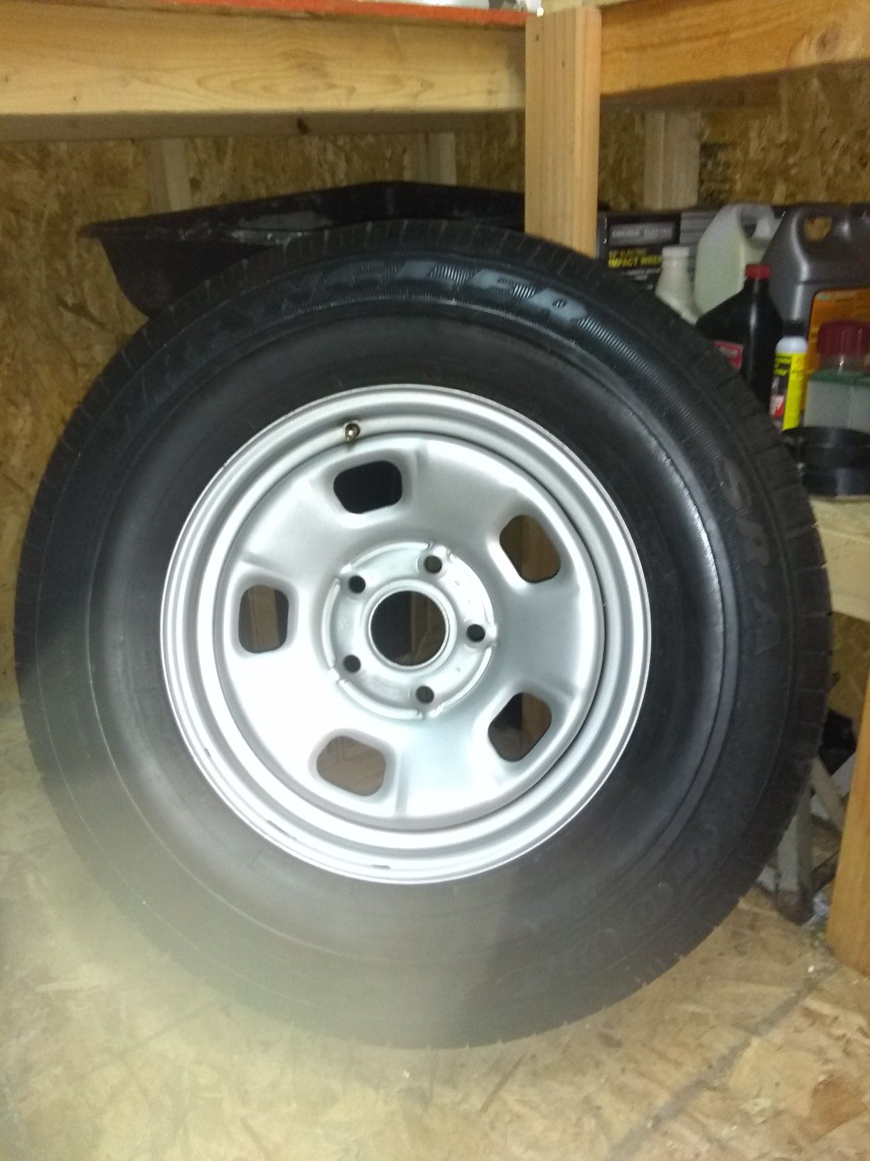 New tires!Goodyear wrangler P265/70R17