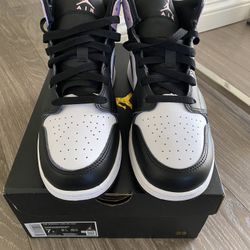Air Jordan 1 Mid SE