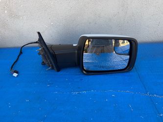 2019-2022 Dodge RAM 1500 RH Right Door Mirror Black Power Fold Passenger OEM