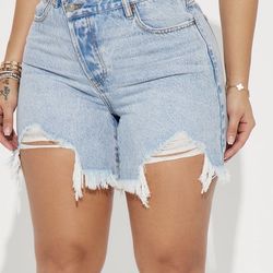 Fashion nova shorts
