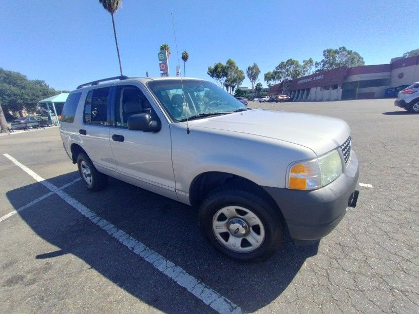 2003 Ford Explorer
