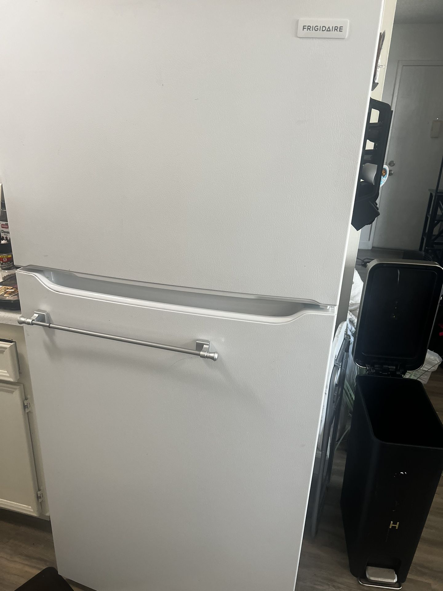 Like New Refrig