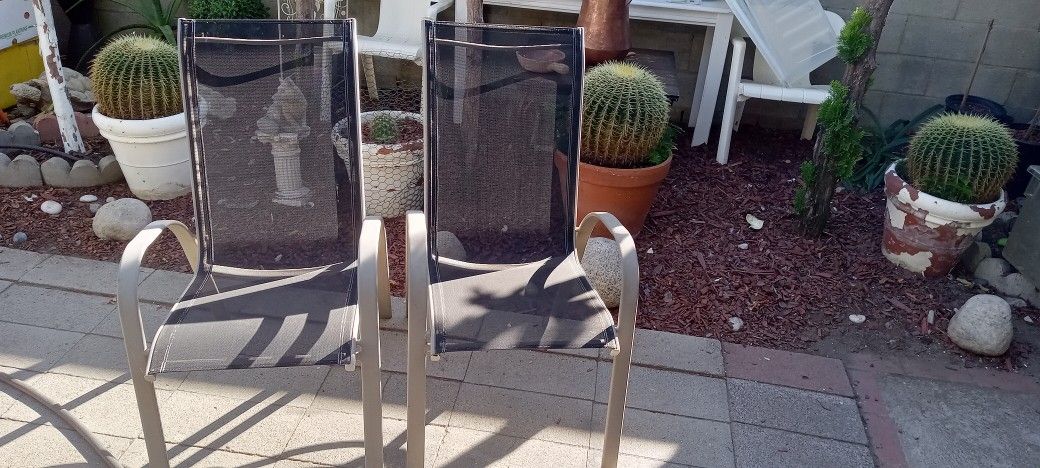 Patio Chairs Pre-owned Good Condition $15 Each