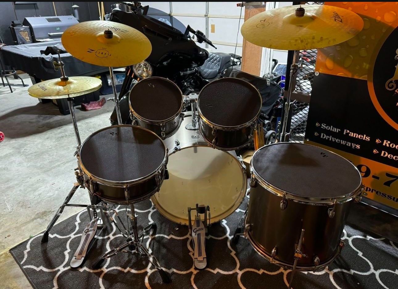 **LIKE NEW** Gretsch Empire drum set with Zildjian Cymbals