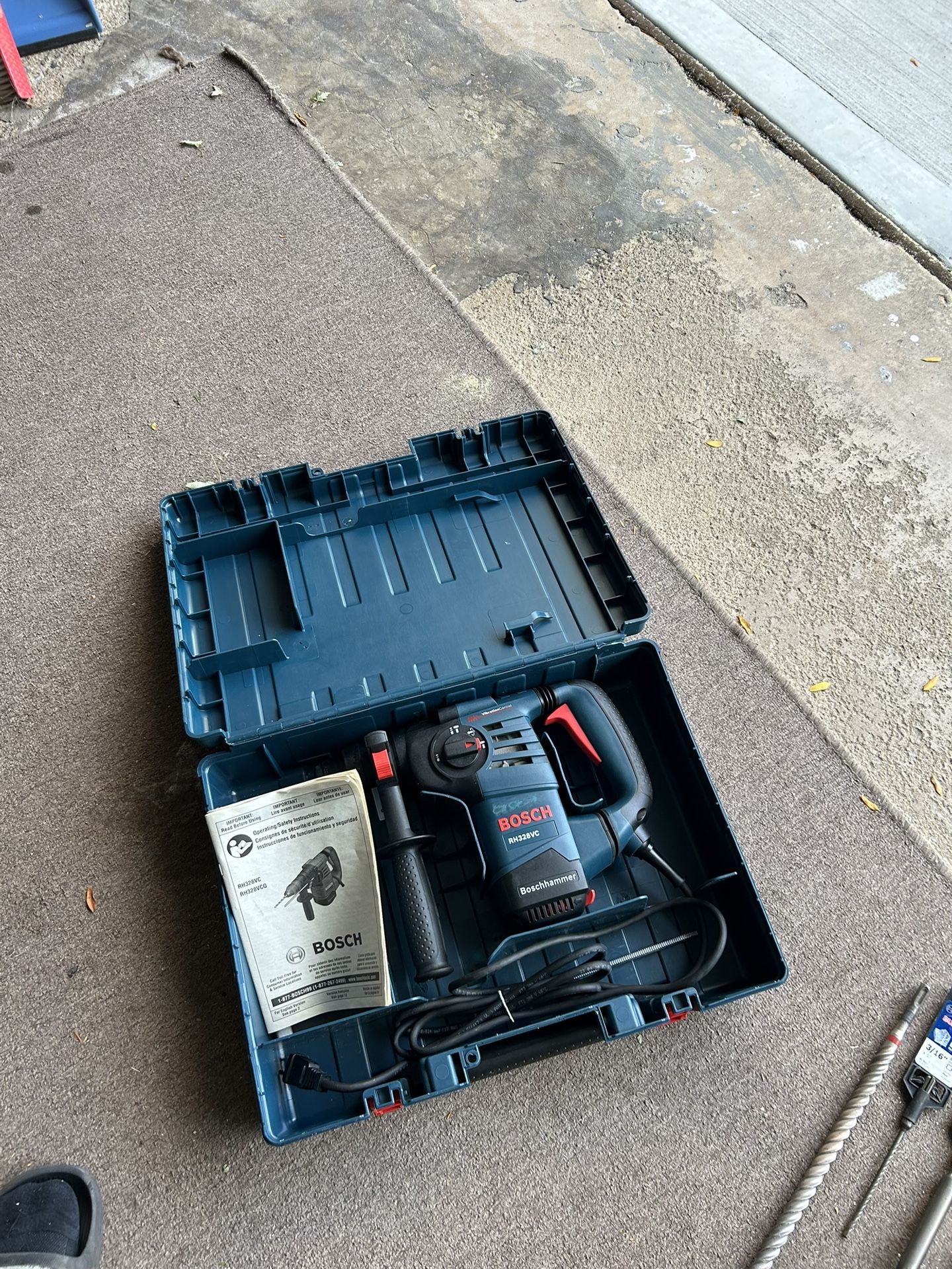 Bosch 8 Amp 1-1/8 in. Corded Variable Speed SDS-Plus Concrete/Masonry Rotary Hammer Drill with Depth Gauge and Carrying Case