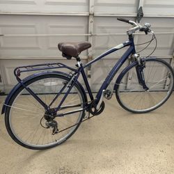 Schwinn cruiser bicycle 