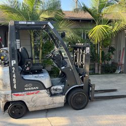 Nissan Forklift 
