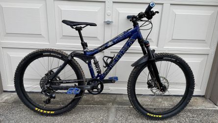 Kona Stinky 24 bike