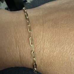 bracelet size 7.25, 18k saudi gold