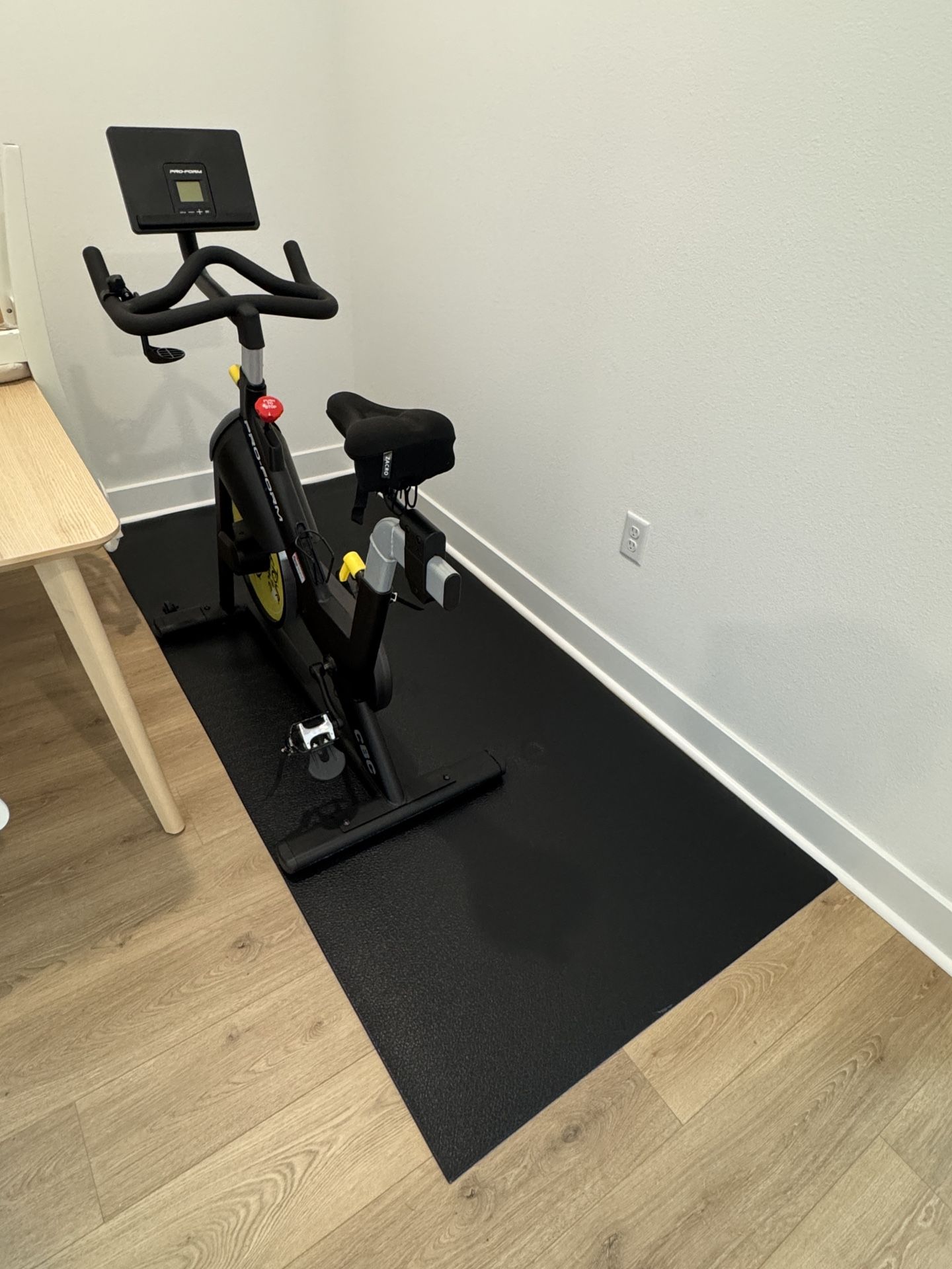 Proform CBC TOUR DE FRANCE Indoor Cycle
