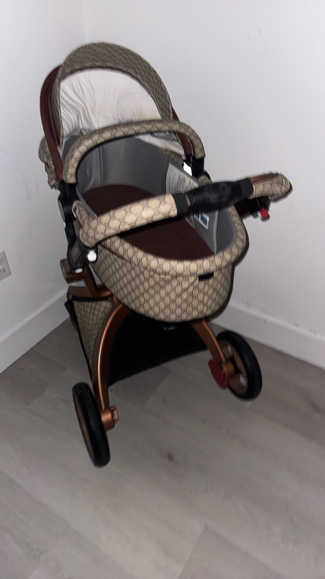 Hot Mom Stroller