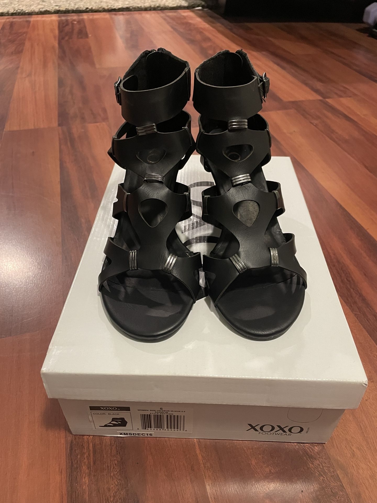 XOXO Sarelia Wedge Sandals Heels