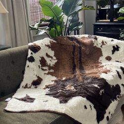 PupProtector™ Waterproof Throw Blanket - Brown Faux Cowhide