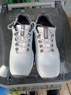 GOLF SHOES
