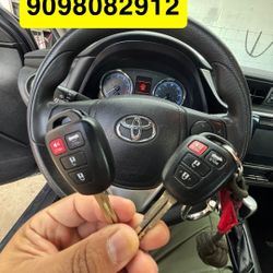 Llaves  De Autos / Car Keys And Remotes 