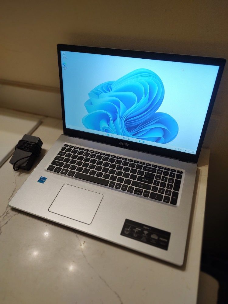 Acer 17.3" 2023 Laptop - Intel Core i3 4.1ghz 11th Gen, 12gb DDR4, Fast Nvme 256gb SSD, Gaming UHD GPU (Fortnite, GTA V), Windows 11, ~New (MSRP $450)