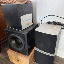 Home Theater Speakers 