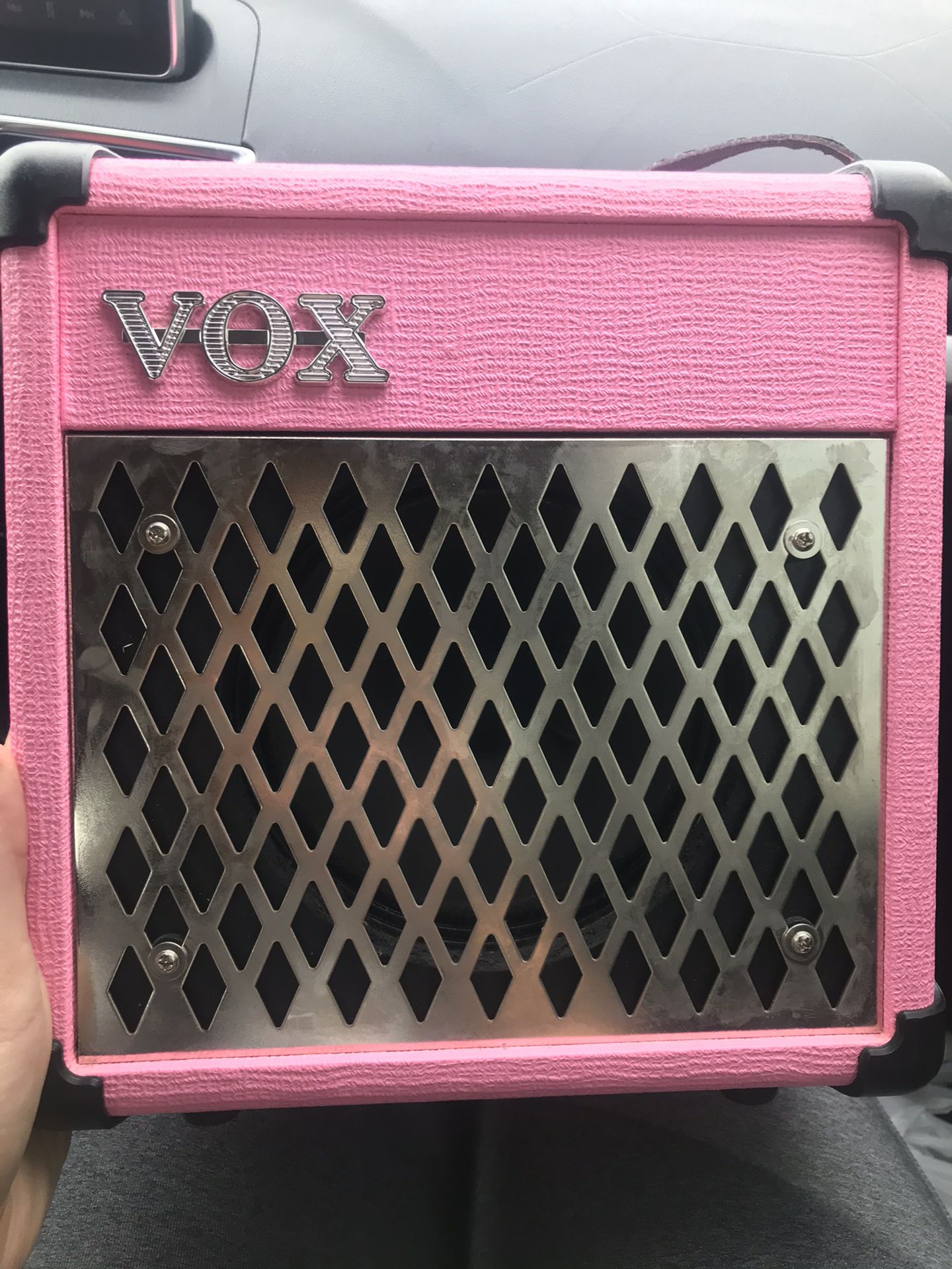 Pink Vox DA5 Guitar Amp mini portable