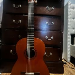 Yamaha CG-101