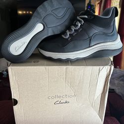 Clarks womens Winter Boot Size 6.5