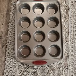 Cupcake Pan