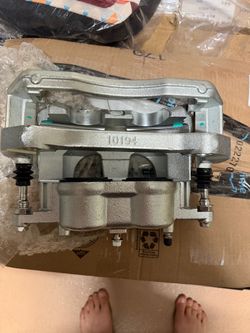 NEW IRONTEK 18B5404 Front Right Brake Caliper w/ Bracket – Ford F-150