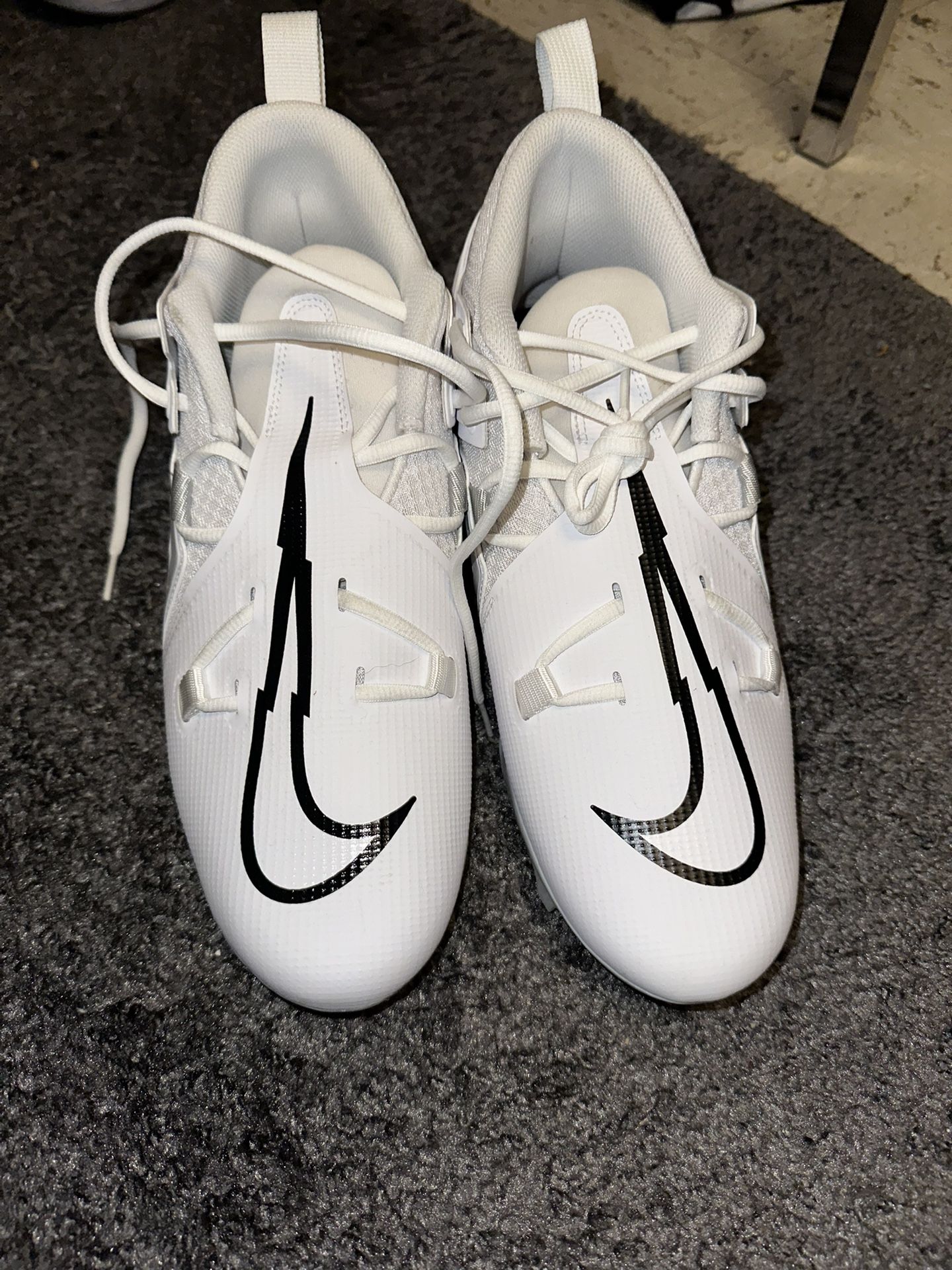 nike alpha football cleats
