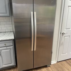 Whirlpool Side By Side Refrigerator 
