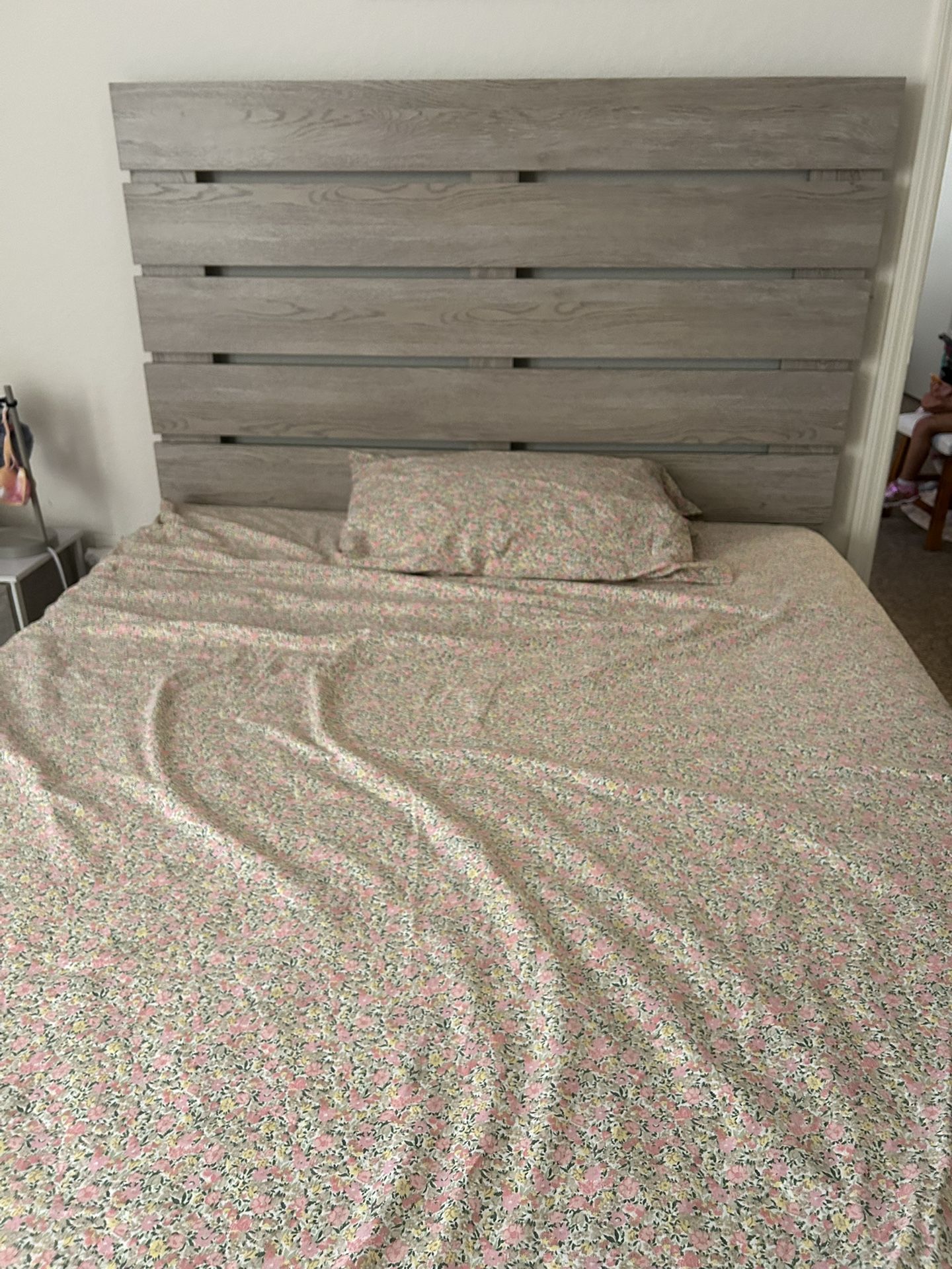 Full Bed Frame And Mattress