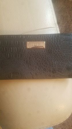 BCBG Paris wallet