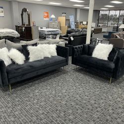 Black Sofa Set For Sale! Financing Options Available! Only $54 down‼️