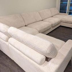 New 90x164x66 Corduroy Sectional Couch / Free Delivery 