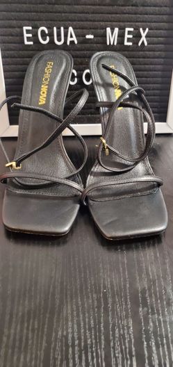 Fashion Nova Black Strappy Heels no box