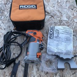 Ridgid Corded Compact Router 