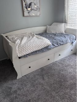 Twin trundle bed white