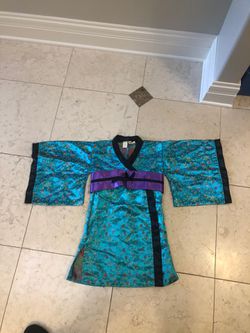 Brand new 4T kimono costume
