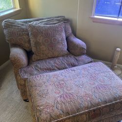 Chair and Ortoman
