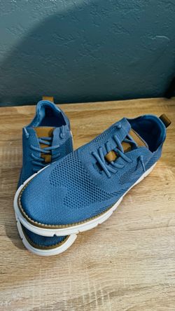 Shoes size 11 men’s