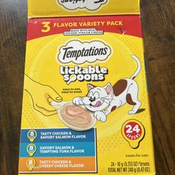 Temptations Lickable Spoons For Cats 