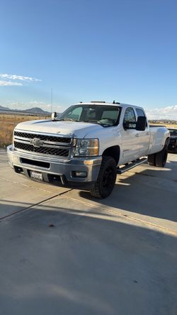 2011 3500 Chevy truck