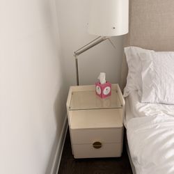 2 Matching Bedside Tables