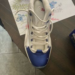 Size 12 Reebok 