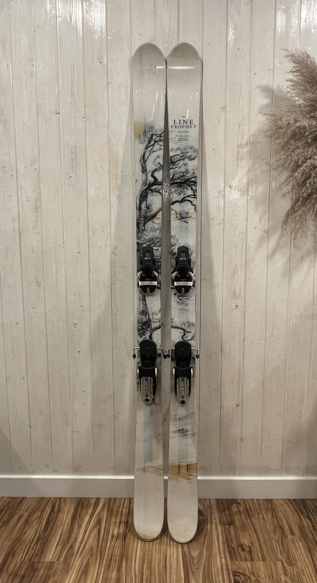 Twin Tip Line Prophet 179cm Skis
