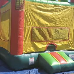 Bounce House —-castle