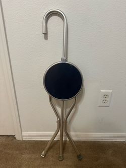 Portable folding seat