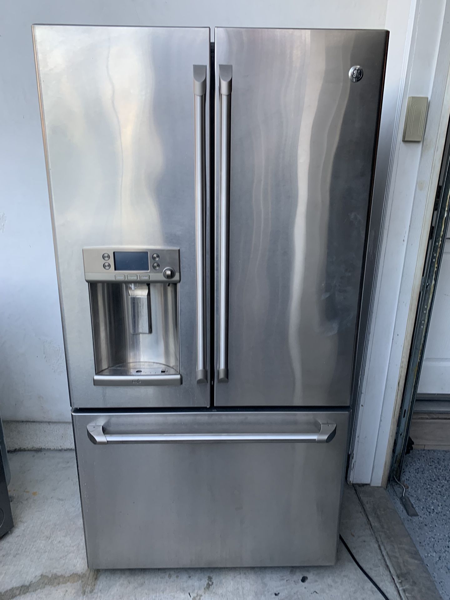 Counter Depth Refrigerator