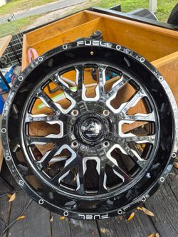Fuel Off-Road Wheel Gloss Black Milled