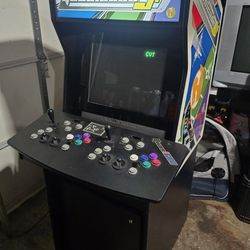 Quasicade Jr Arcade Cabinet With Xbox CRT And Thousands Of Games