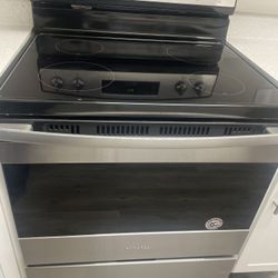 Glass top Stove Like New $250 With Delivery