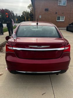 2013 Chrysler 200